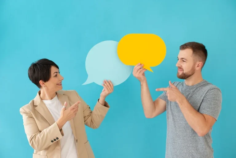 Czym jest komunikacja i jakie są rodzaje komunikacji?